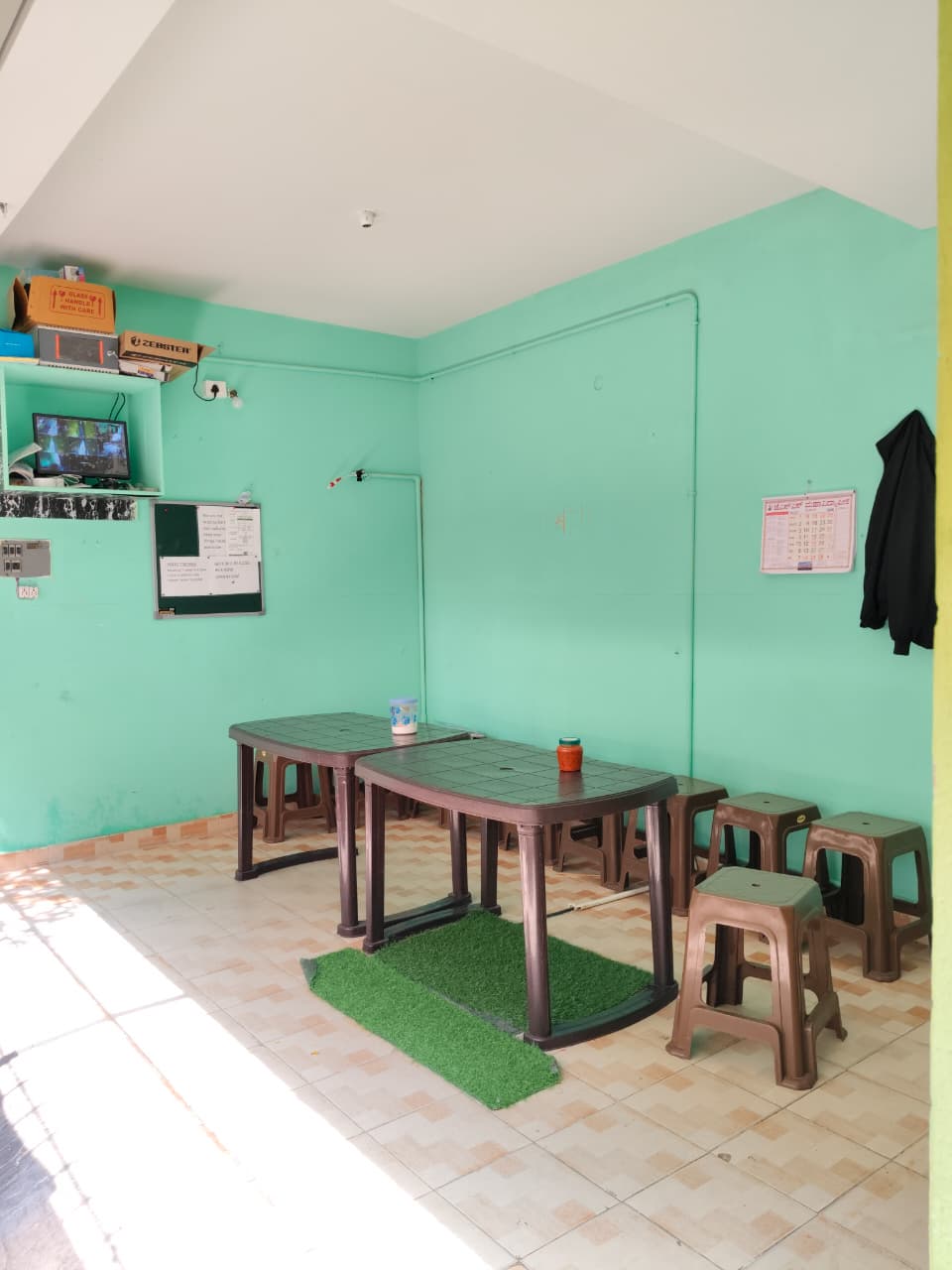 SRL PG common dining area